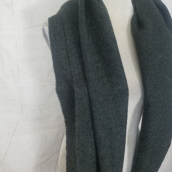 H&M gray long men's scarf - Picture 4 of 9